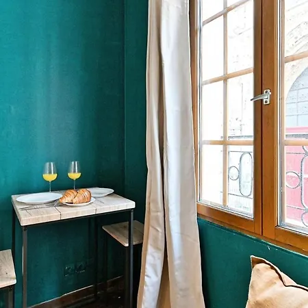 Cozy In The Beautiful Marais Appartamento