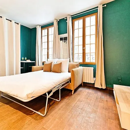 Cozy In The Beautiful Marais Appartamento